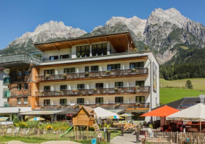 Гостиница Hotel Bacher Asitzstubn  Леоганг